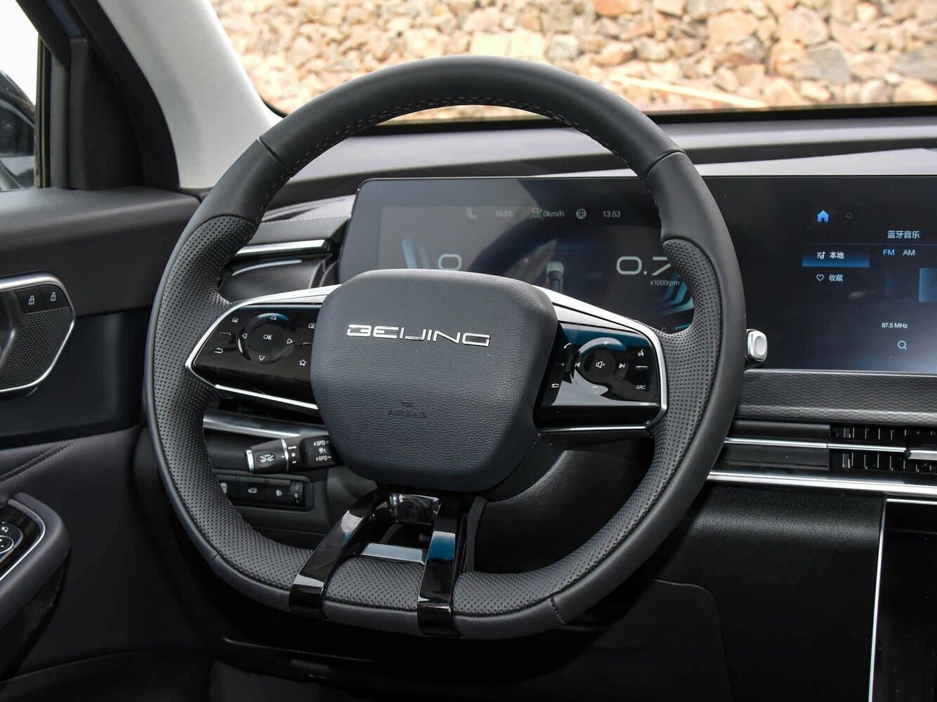 BAIC X75  Внедорожник 5 дв., фото 9