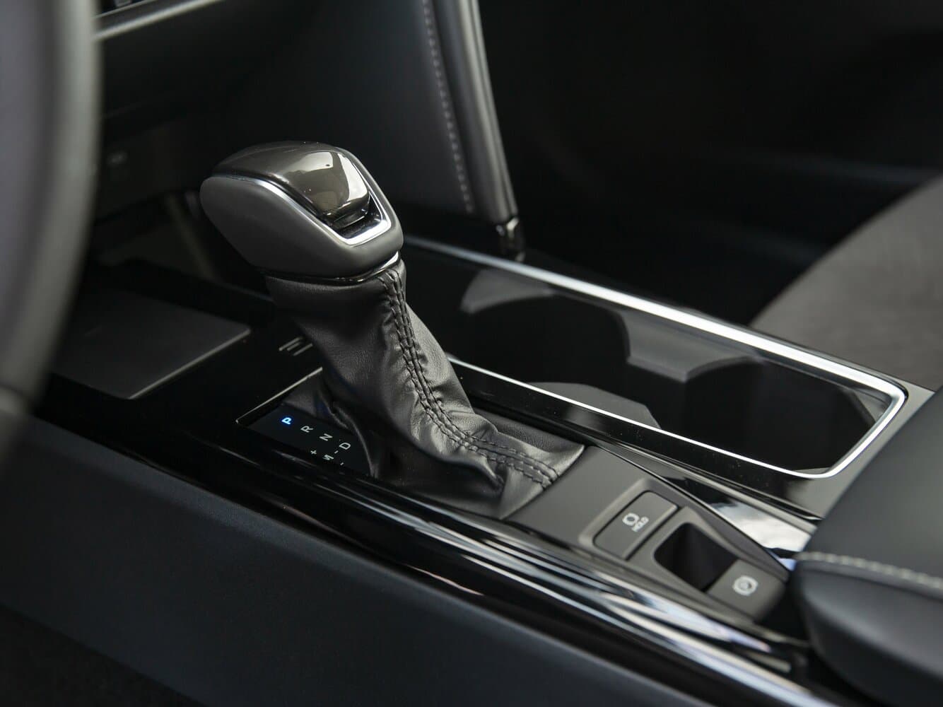 Toyota Camry IX (XV80) China Market Седан, фото 26