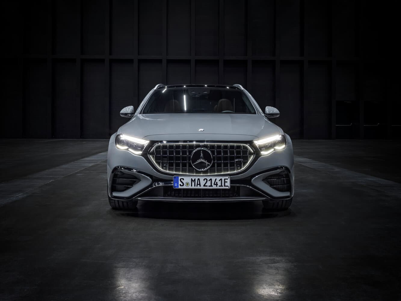 Mercedes-Benz E-Class AMG VI (W214) Универсал 5 дв., фото 3