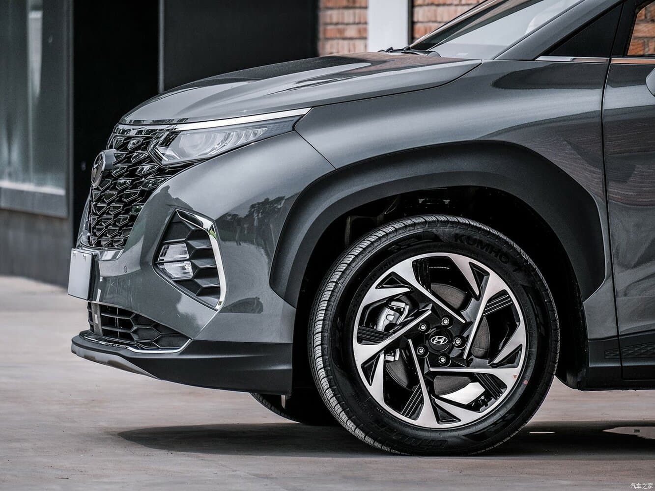 Hyundai Custin  Минивэн, фото 14