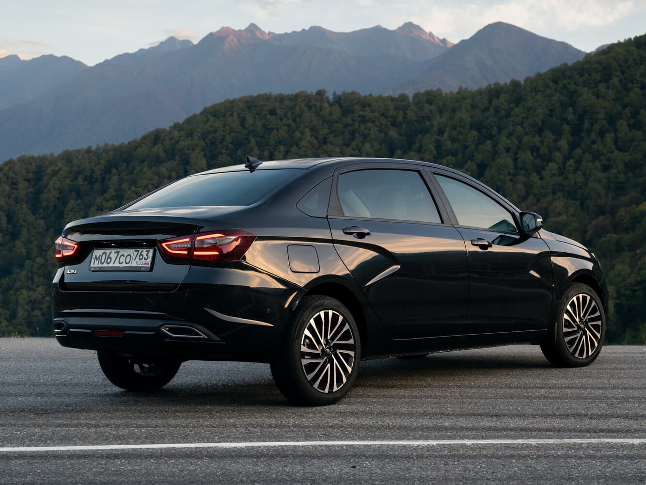 Lada (ВАЗ) Aura  Седан, фото 5