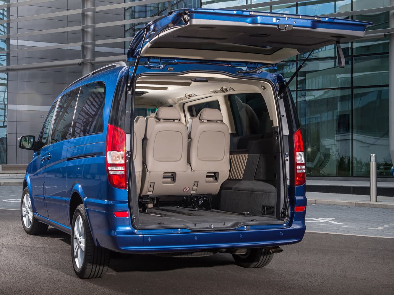 Mercedes-Benz V-Class II (W639) Рестайлинг Минивэн Long, фото 3