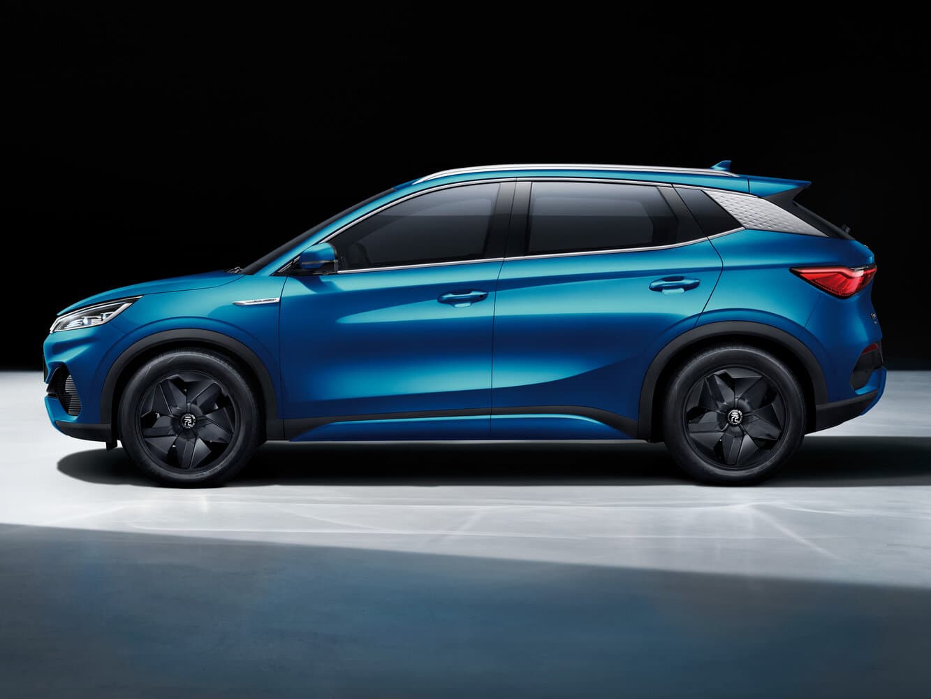 BYD Yuan Plus I Внедорожник 5 дв., фото 2