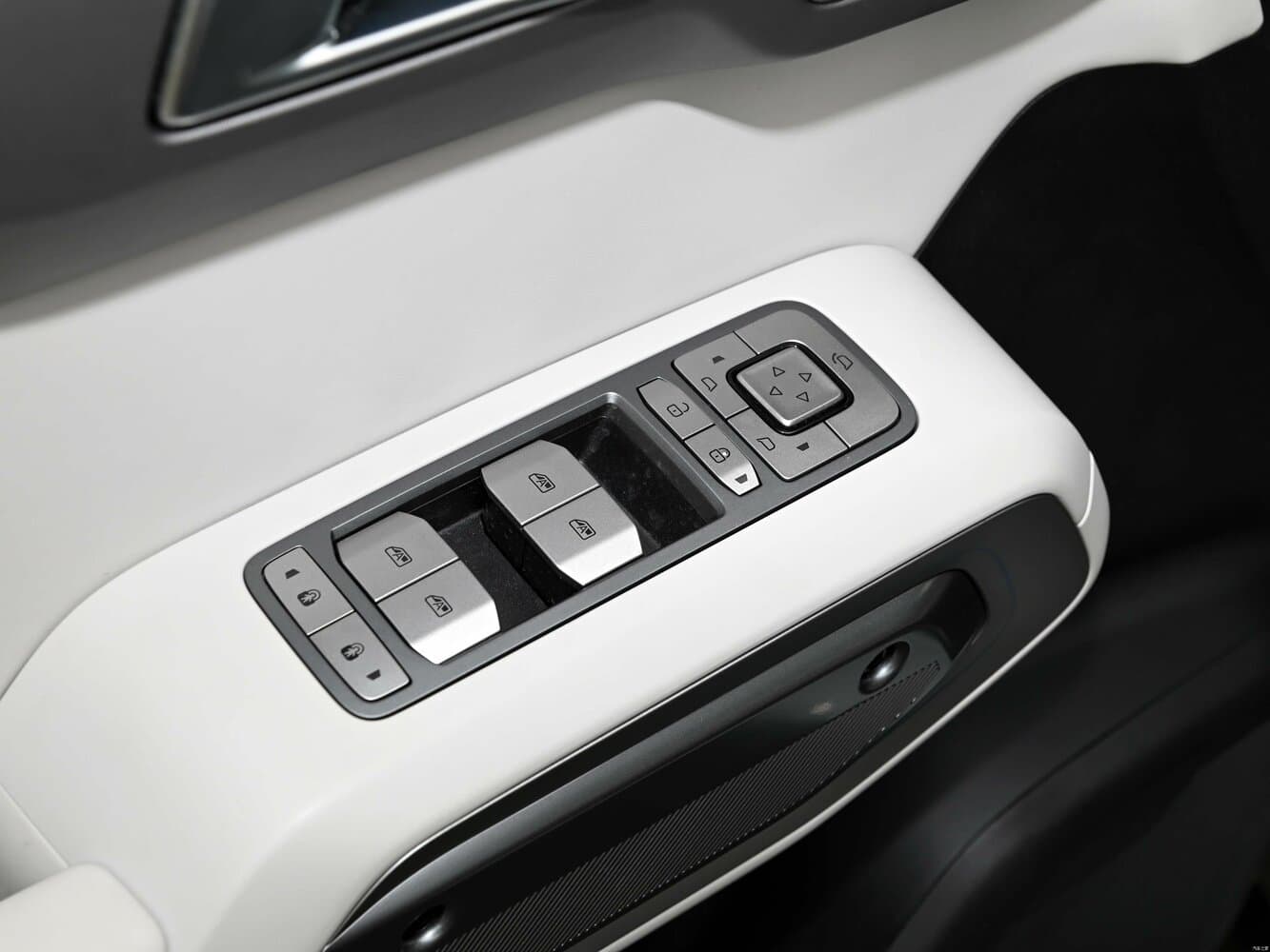 BYD FangChengBao Titanium 3  Внедорожник 5 дв., фото 6