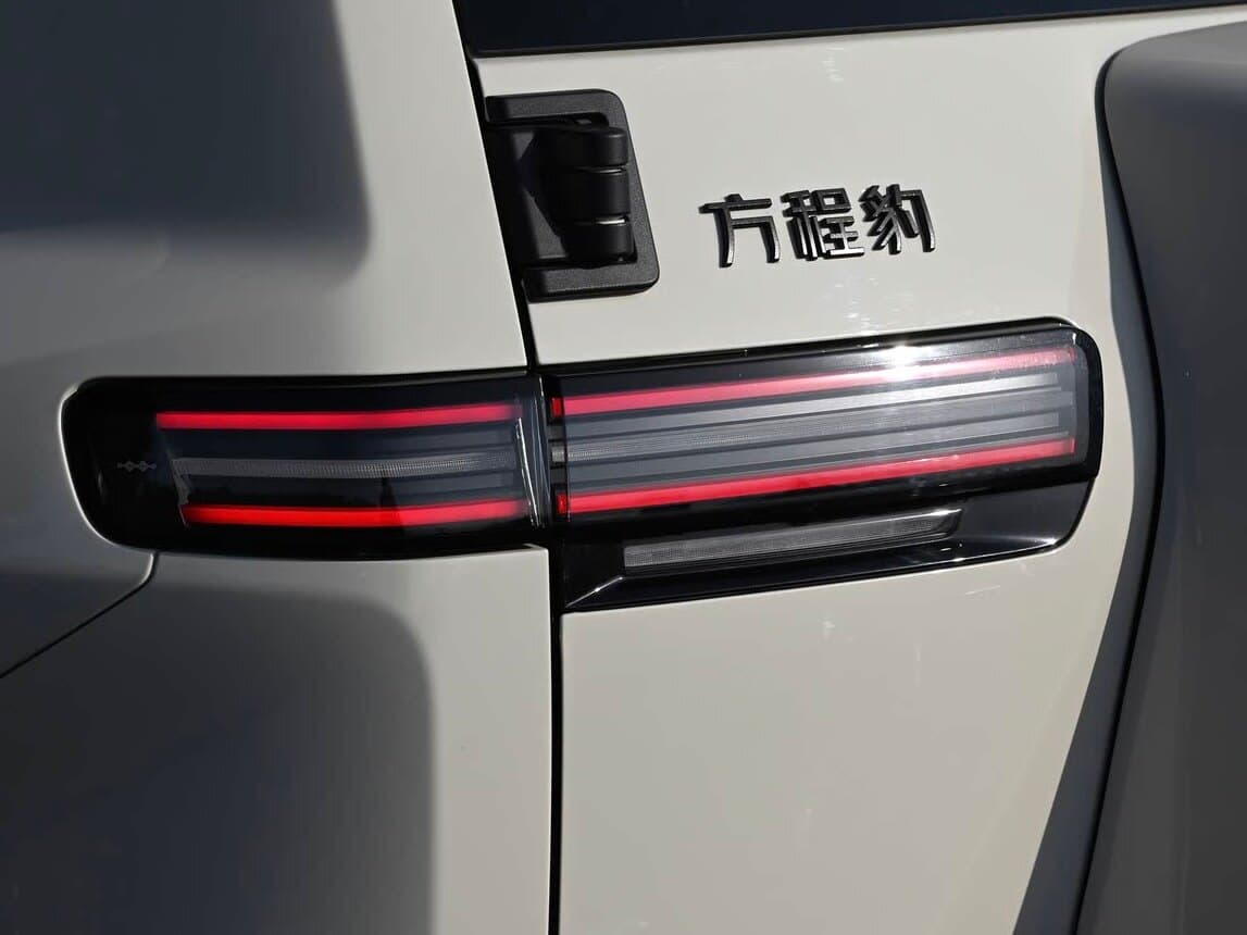 BYD FangChengBao Titanium 3  Внедорожник 5 дв., фото 12