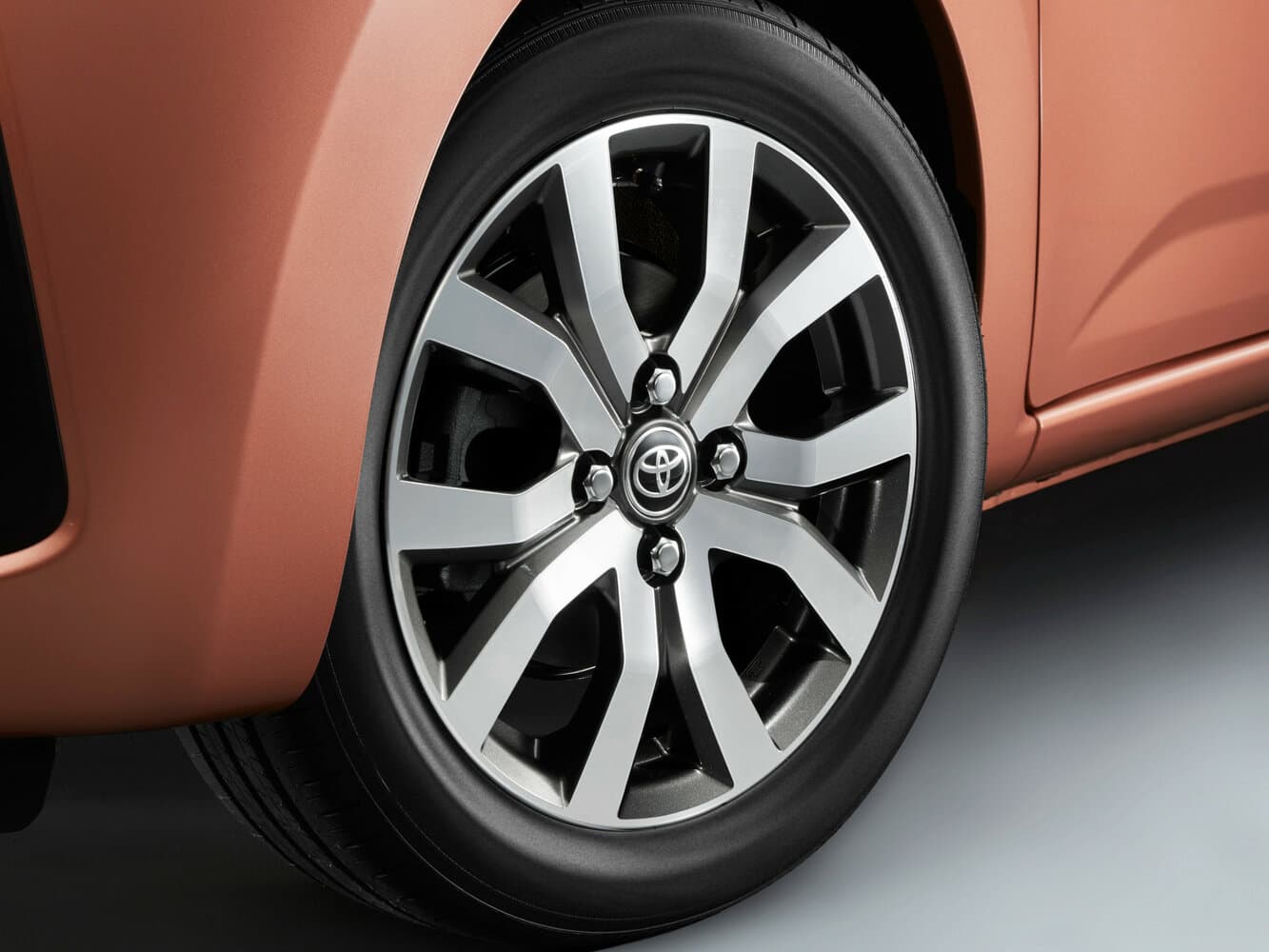 Toyota Passo III Рестайлинг Хэтчбек 5 дв., фото 8