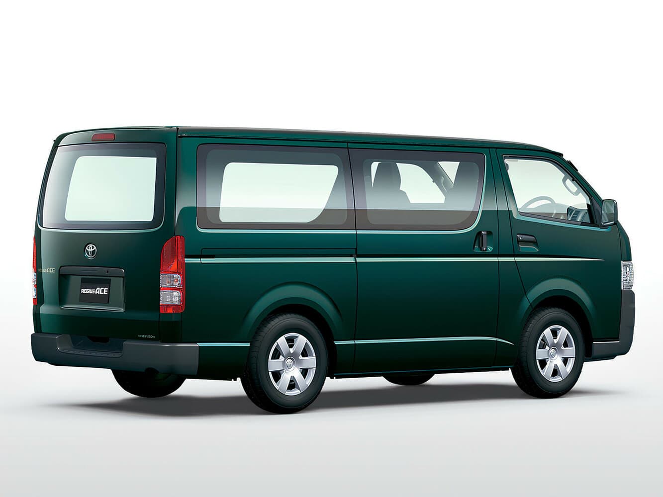 Toyota RegiusAce H200 Минивэн, фото 2