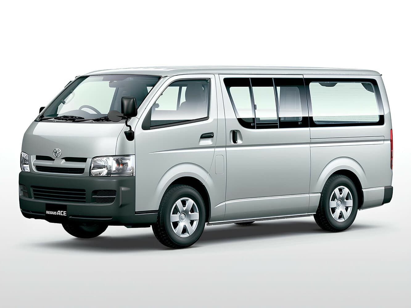 Toyota RegiusAce H200