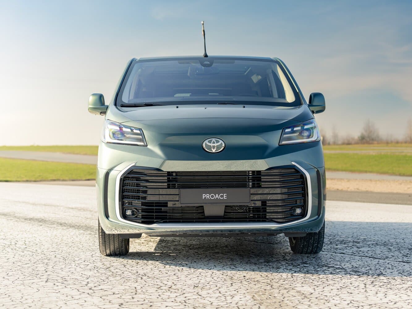 Toyota ProAce II Рестайлинг Минивэн Verso L2, фото 2