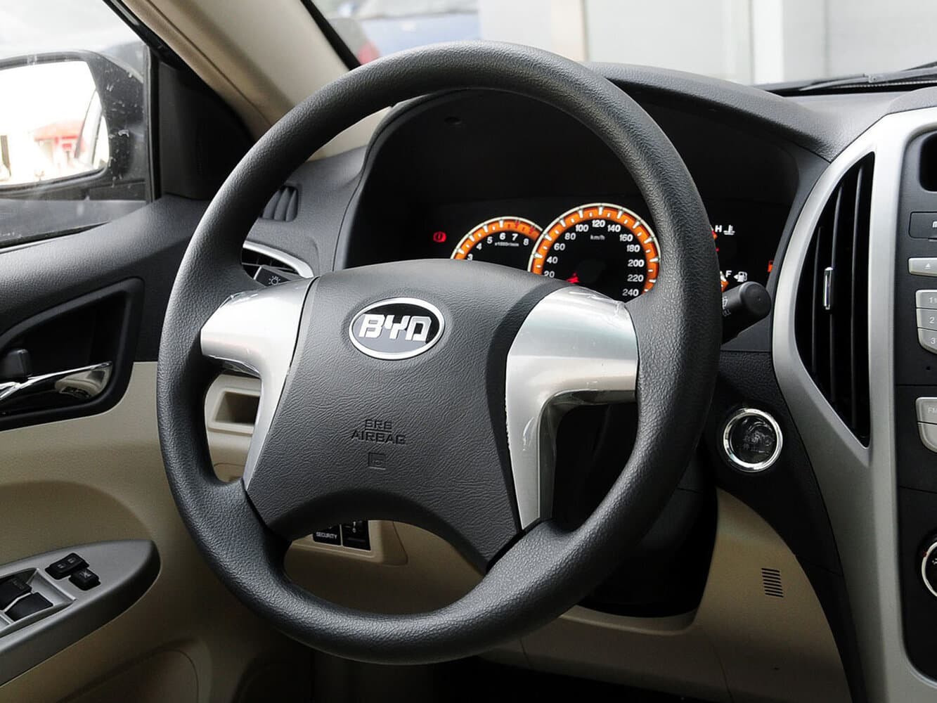 BYD F3 I Рестайлинг Седан, фото 5