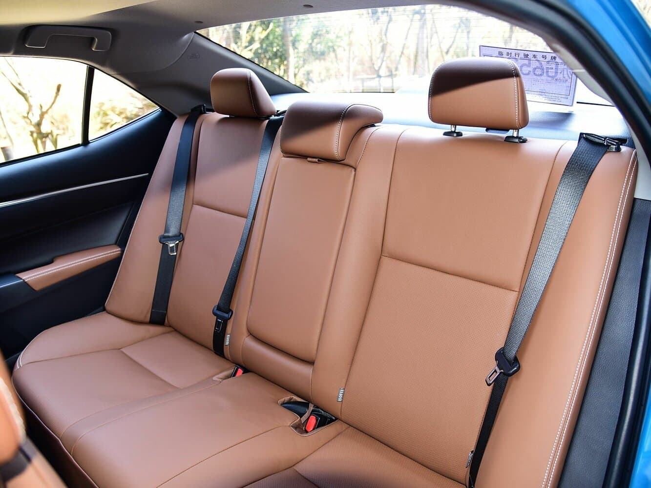 Toyota Levin XI (E170) Седан Hybrid, фото 11