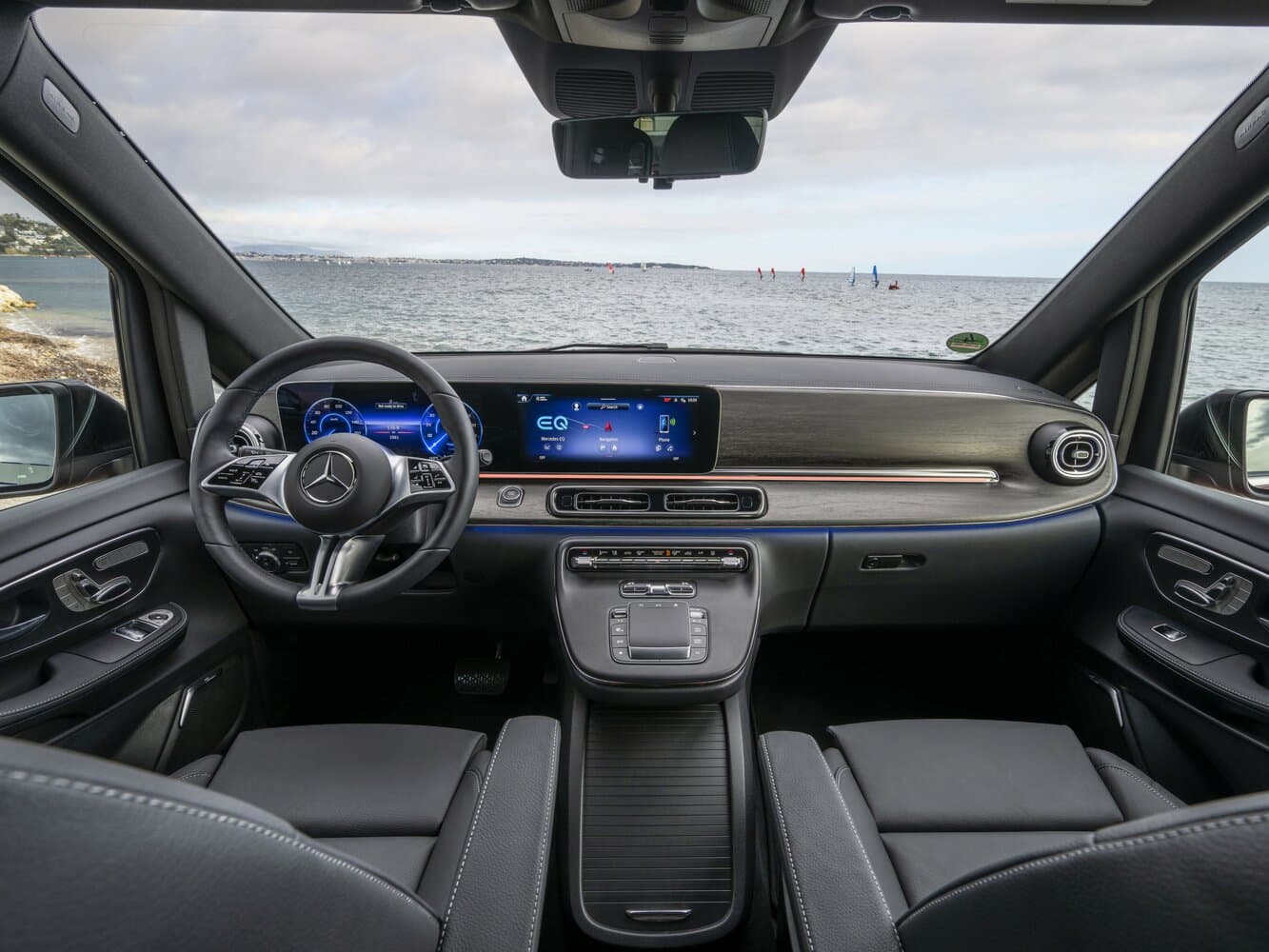 Mercedes-Benz EQV I Рестайлинг Минивэн Long, фото 6