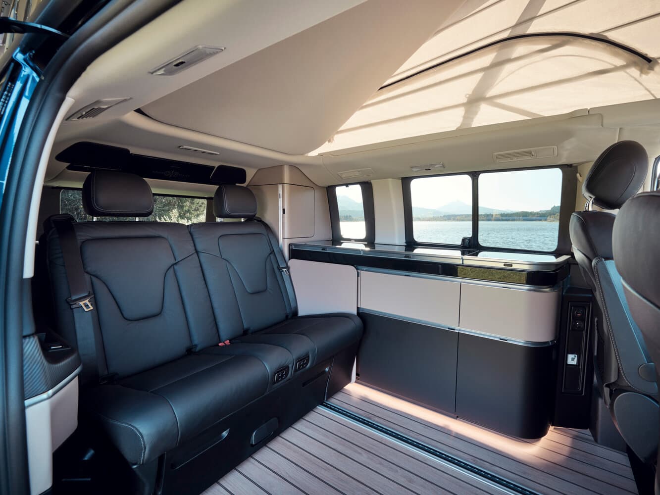 Mercedes-Benz Marco Polo III (W447) Рестайлинг 2 Минивэн, фото 8