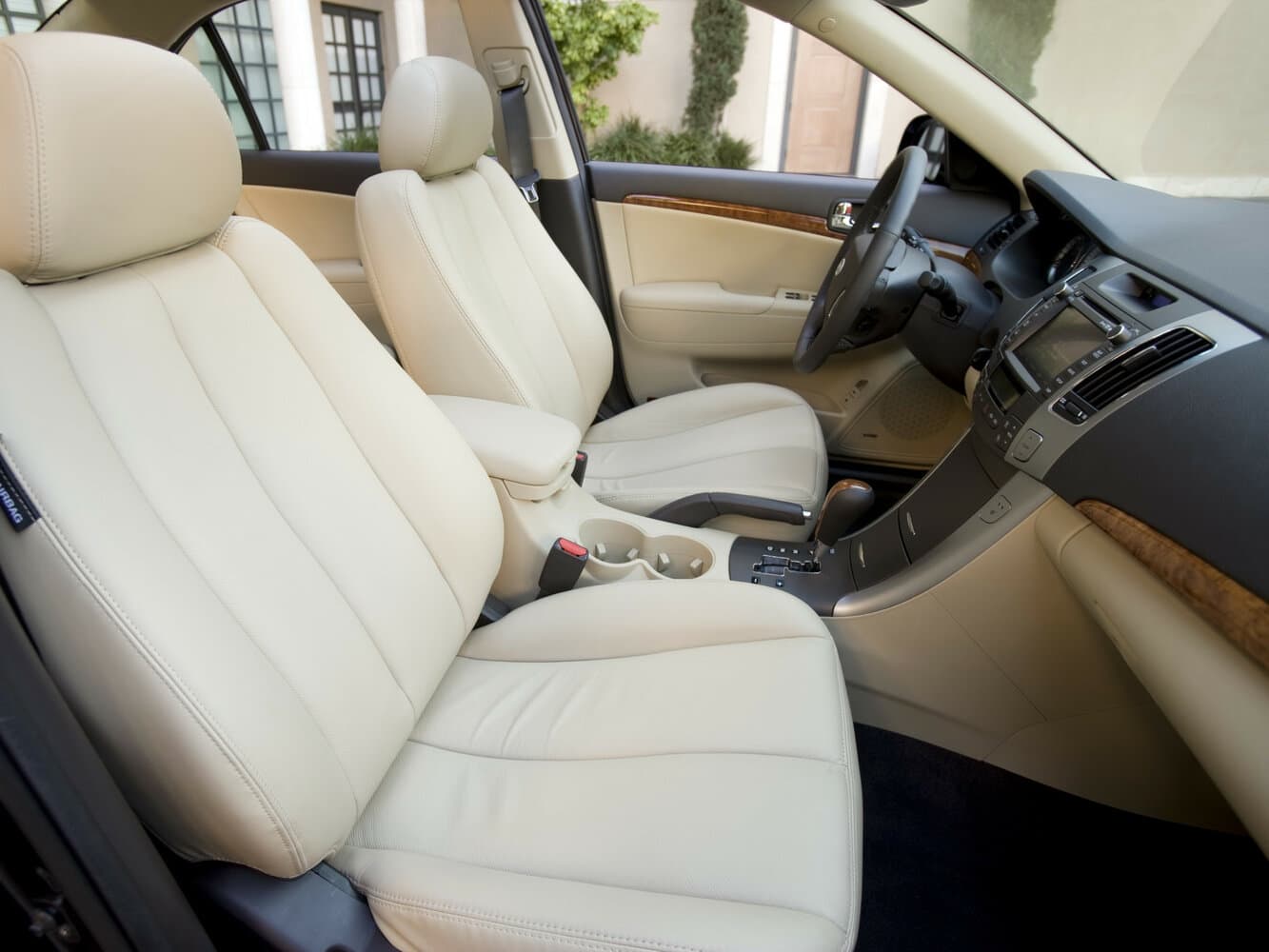 Hyundai Sonata V (NF) Рестайлинг Седан, фото 10