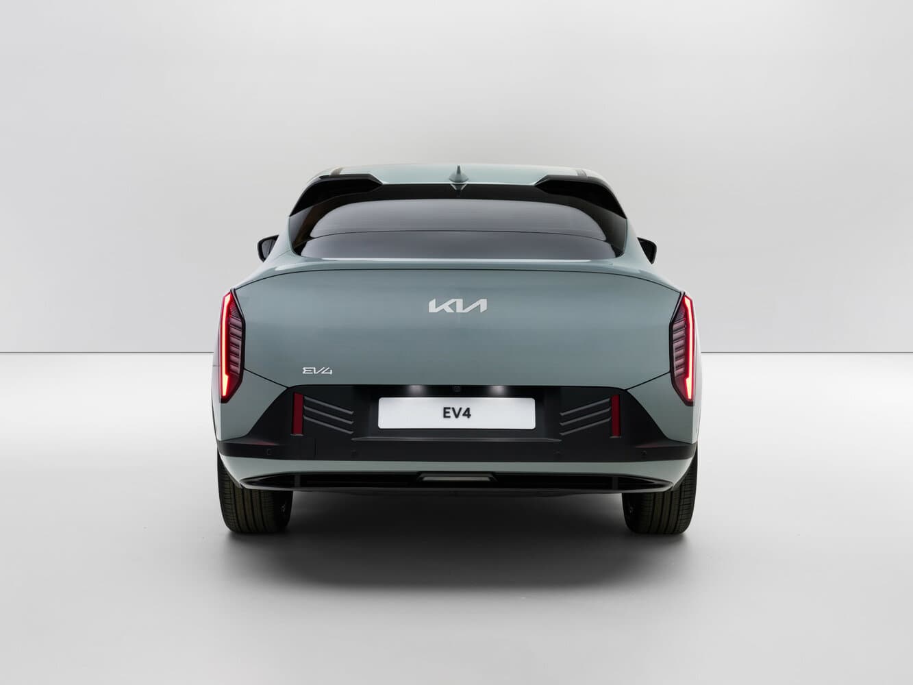 Kia EV4  Седан, фото 4