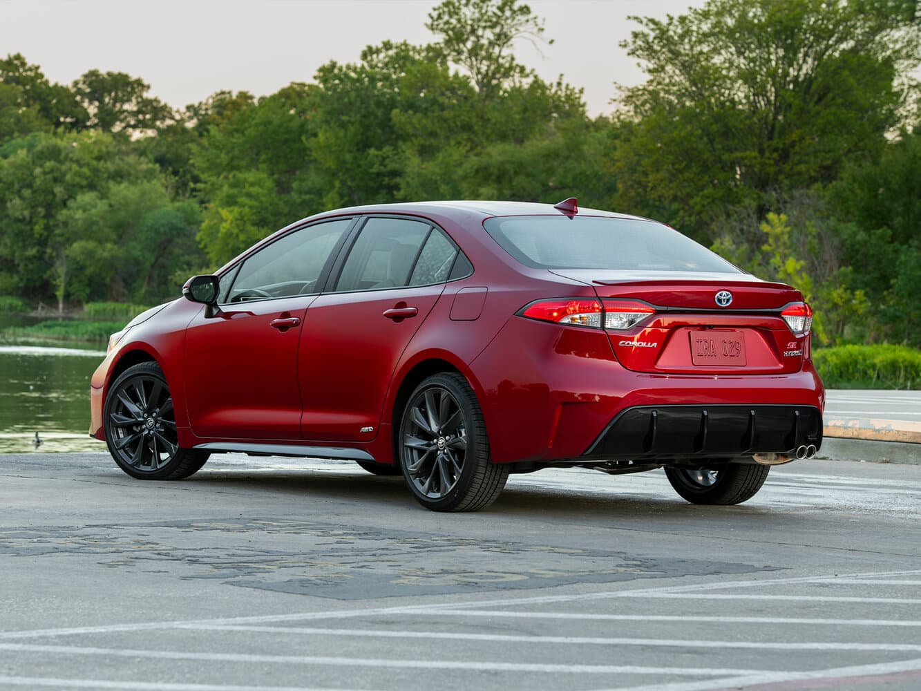 Toyota Corolla XII (E210) Рестайлинг Седан Sporty, фото 4