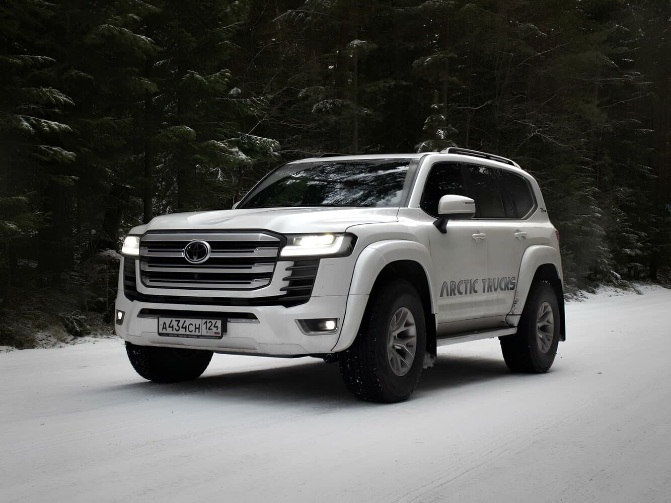 Toyota Land Cruiser 300 Series Внедорожник 5 дв. Arctic Trucks