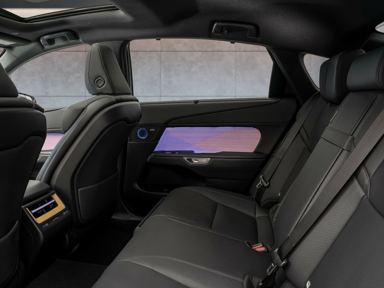 Lexus ES VIII Седан, фото 9