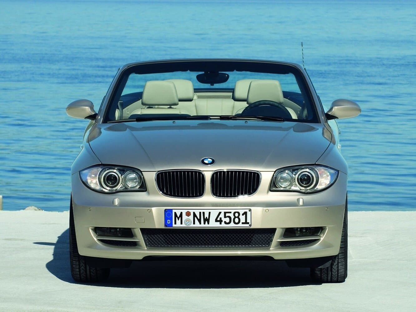 BMW 1 series I (E81/E82/E87/E88) Рестайлинг Кабриолет, фото 3