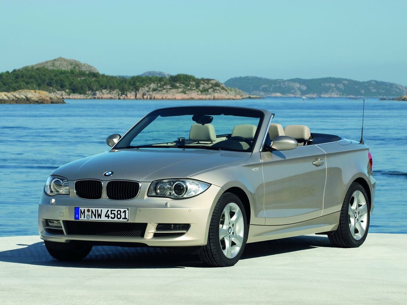 BMW 1 series I (E81/E82/E87/E88) Рестайлинг Кабриолет