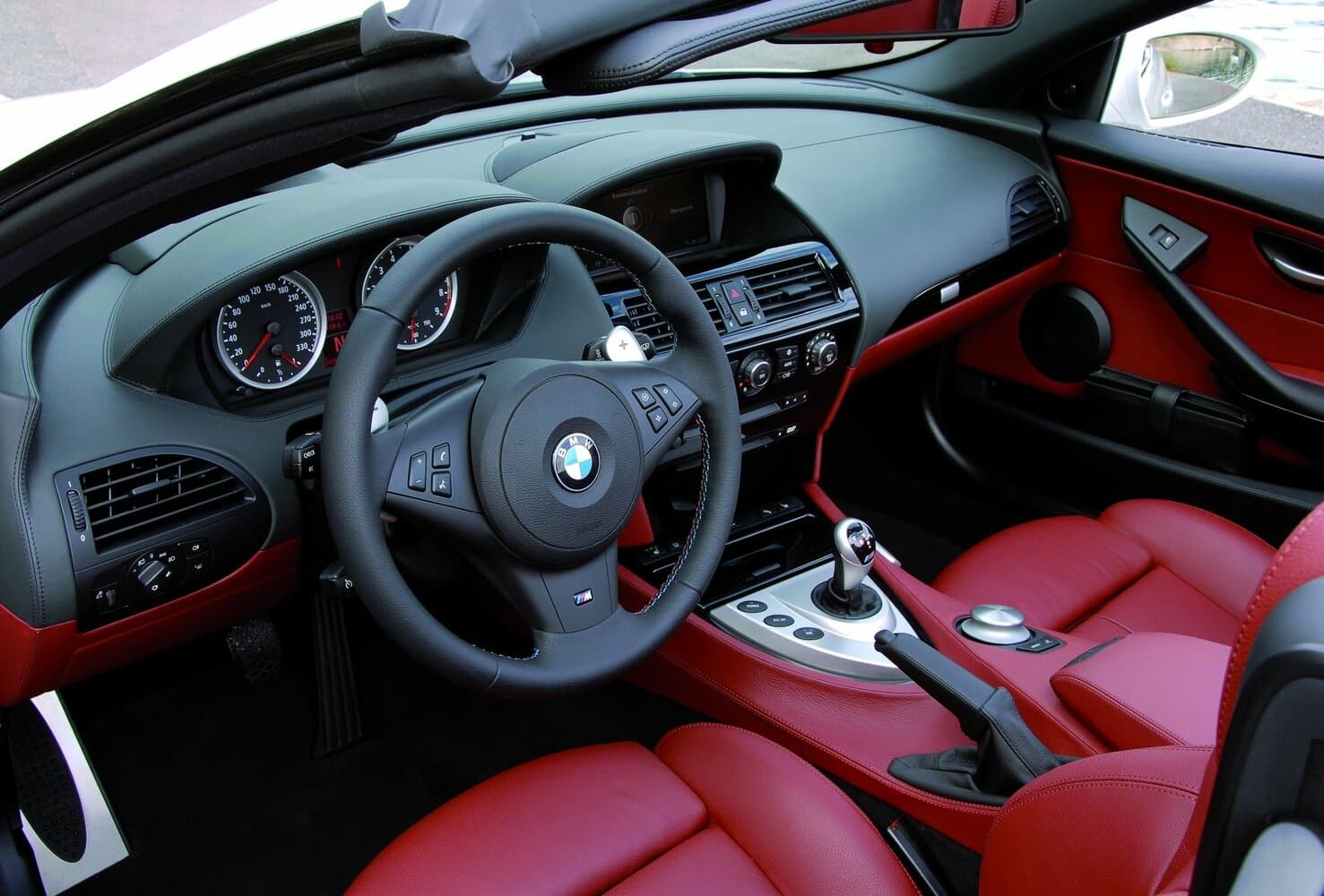 BMW M6 II (E63/E64) Кабриолет, фото 13