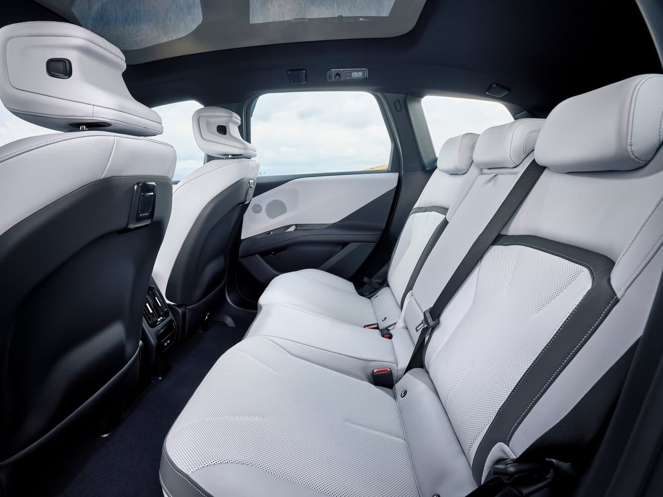 BMW iX3 II (NA5) Внедорожник 5 дв., фото 10