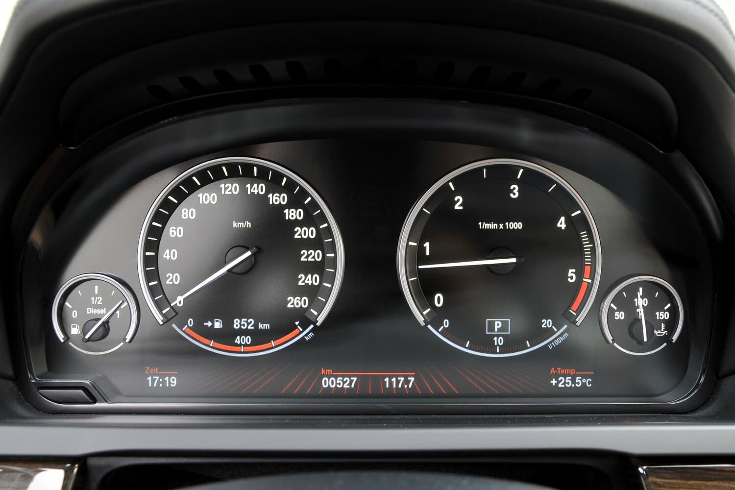 BMW 7 series V (F01/F02/F04) Седан, фото 8