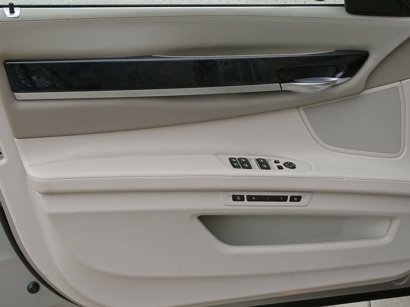 BMW 7 series V (F01/F02/F04) Седан Long, фото 8