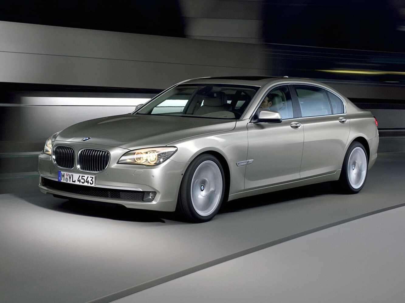 BMW 7 series V (F01/F02/F04) Седан Long