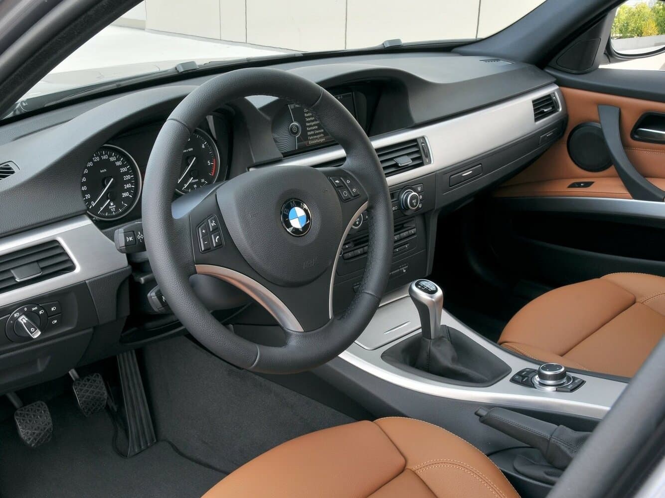 BMW 3 series V (E90/E91/E92/E93) Рестайлинг Седан, фото 13