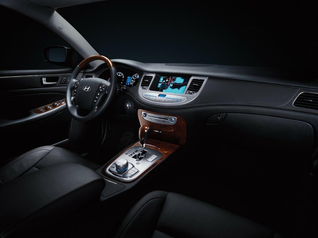 Hyundai Genesis I Седан, фото 7