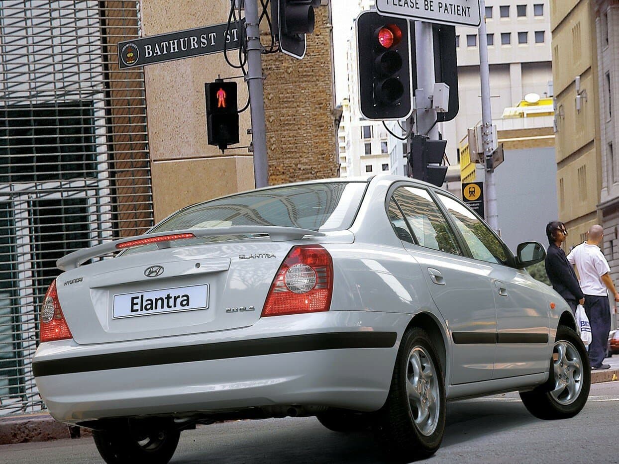Hyundai Elantra III (XD2) Рестайлинг Седан, фото 5