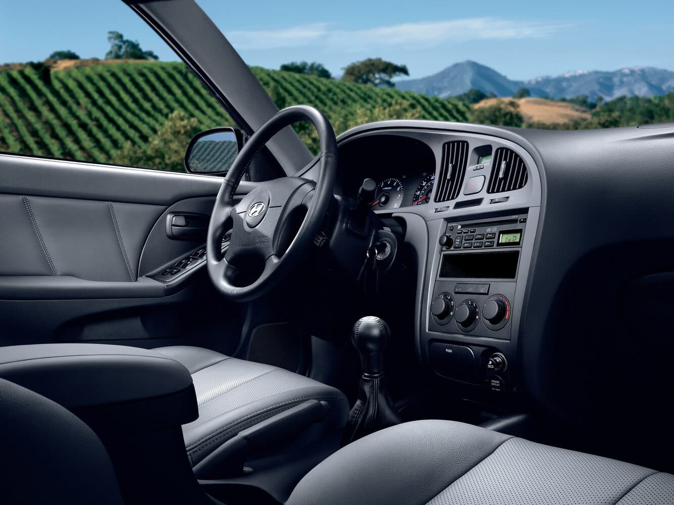 Hyundai Elantra III (XD2) Рестайлинг Седан, фото 6