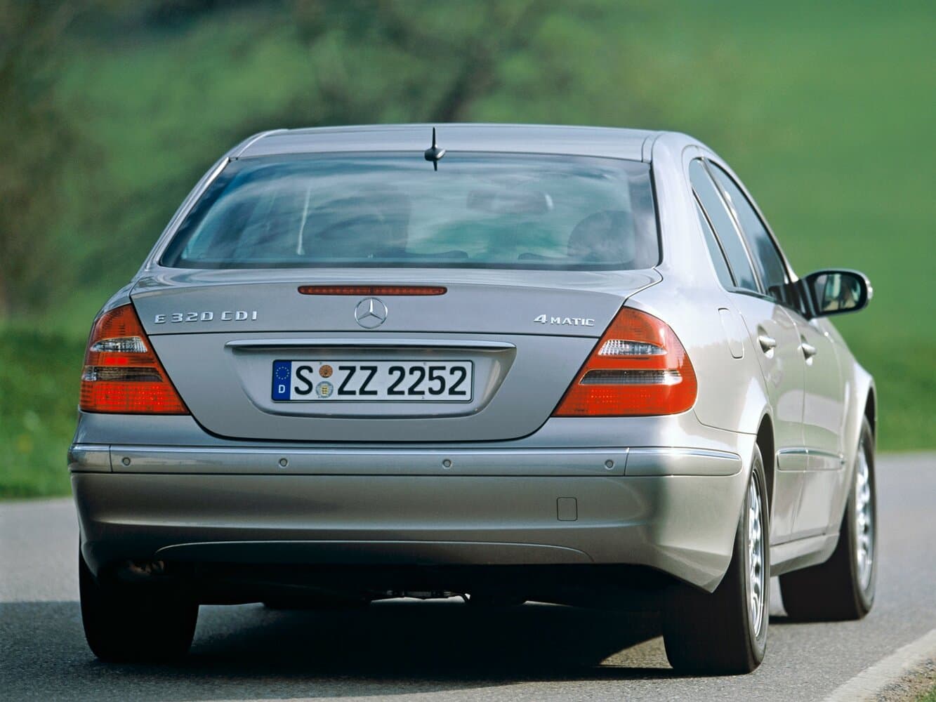 Mercedes-Benz E-Class III (W211, S211) Седан, фото 4
