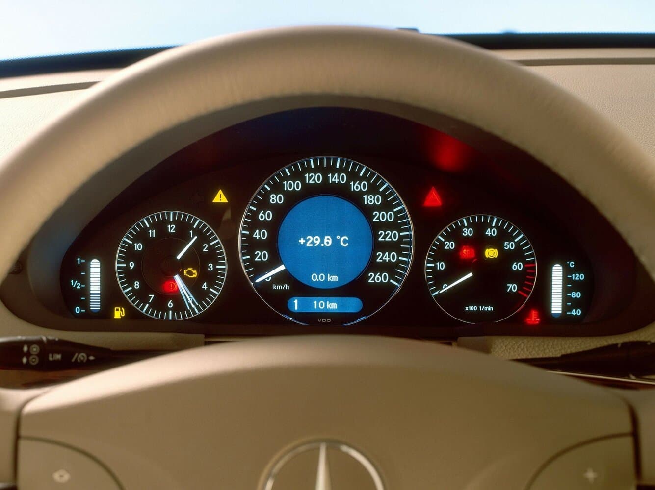 Mercedes-Benz E-Class III (W211, S211) Седан, фото 8