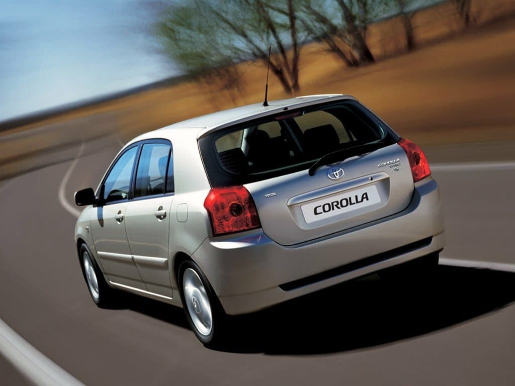 Toyota Corolla IX (E120, E130) Рестайлинг Хэтчбек 5 дв., фото 4