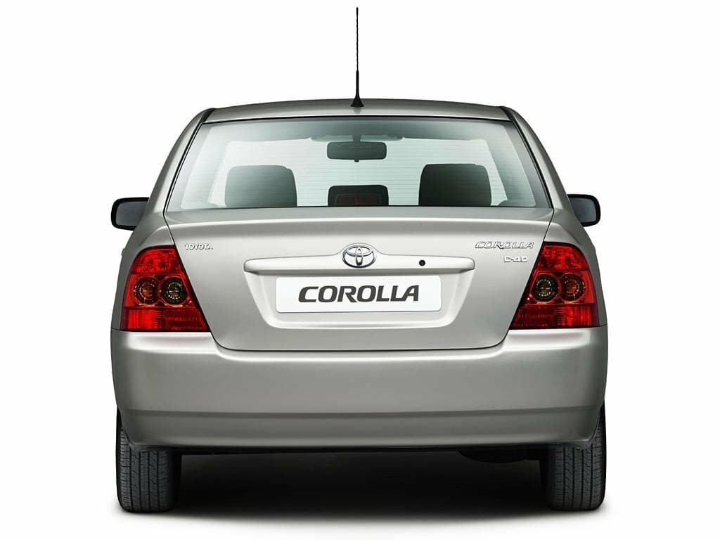 Toyota Corolla IX (E120, E130) Рестайлинг Седан, фото 4