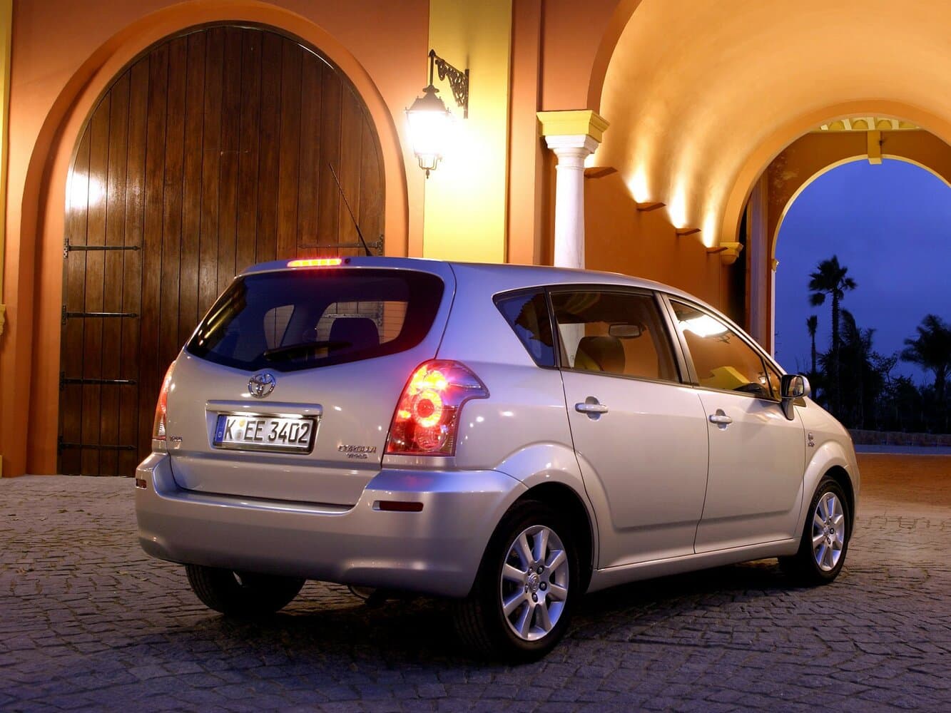 Toyota Corolla Verso I Рестайлинг Компактвэн, фото 4