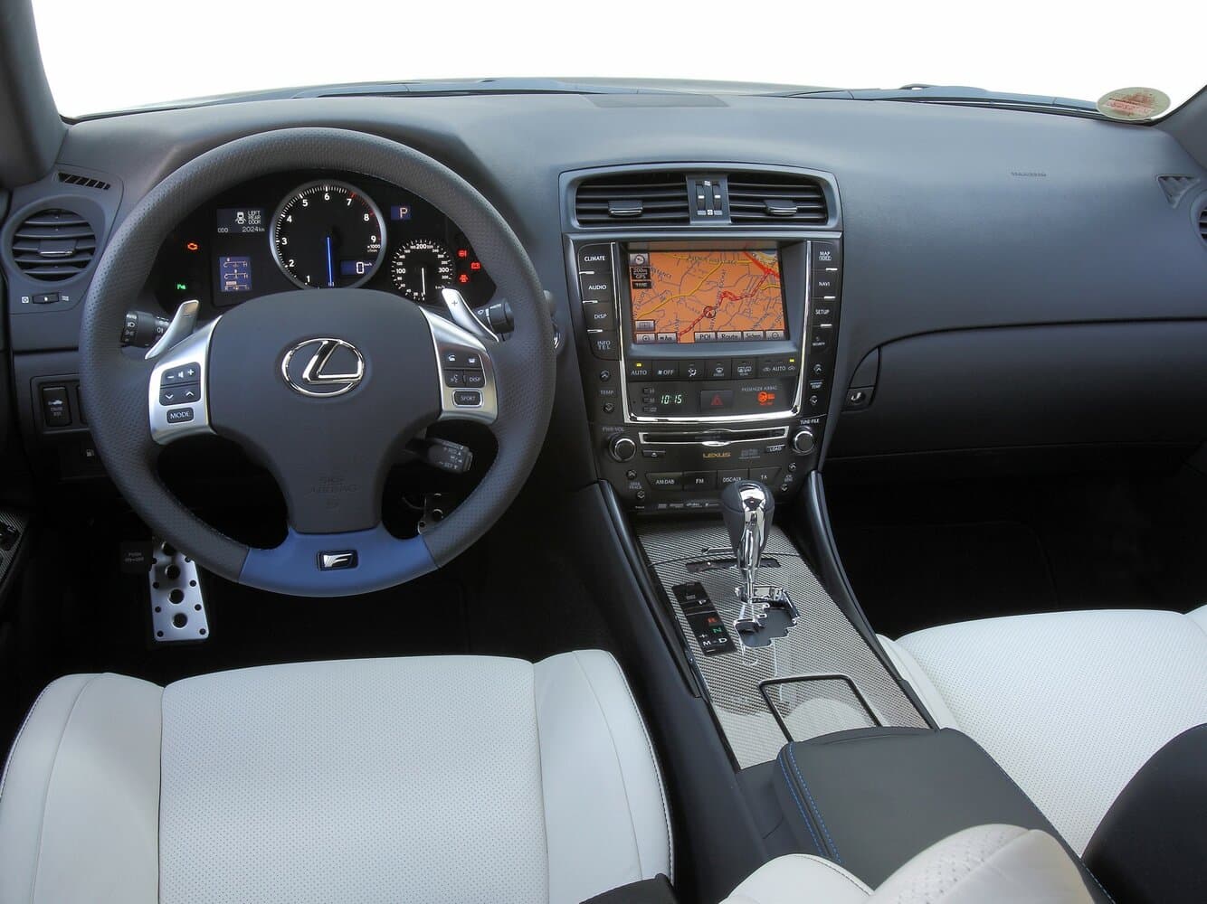 Lexus IS F  Седан, фото 6