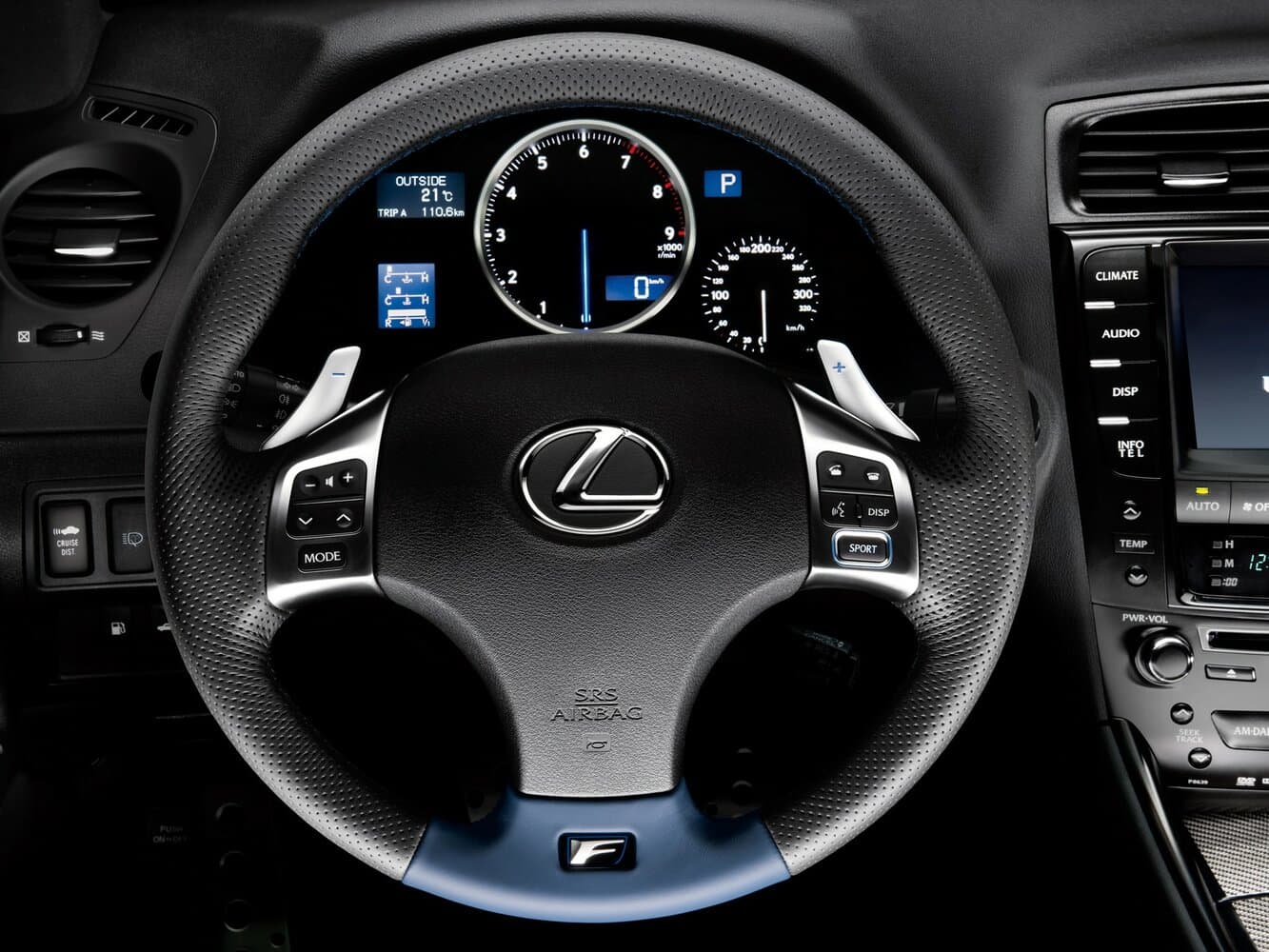 Lexus IS F  Седан, фото 7