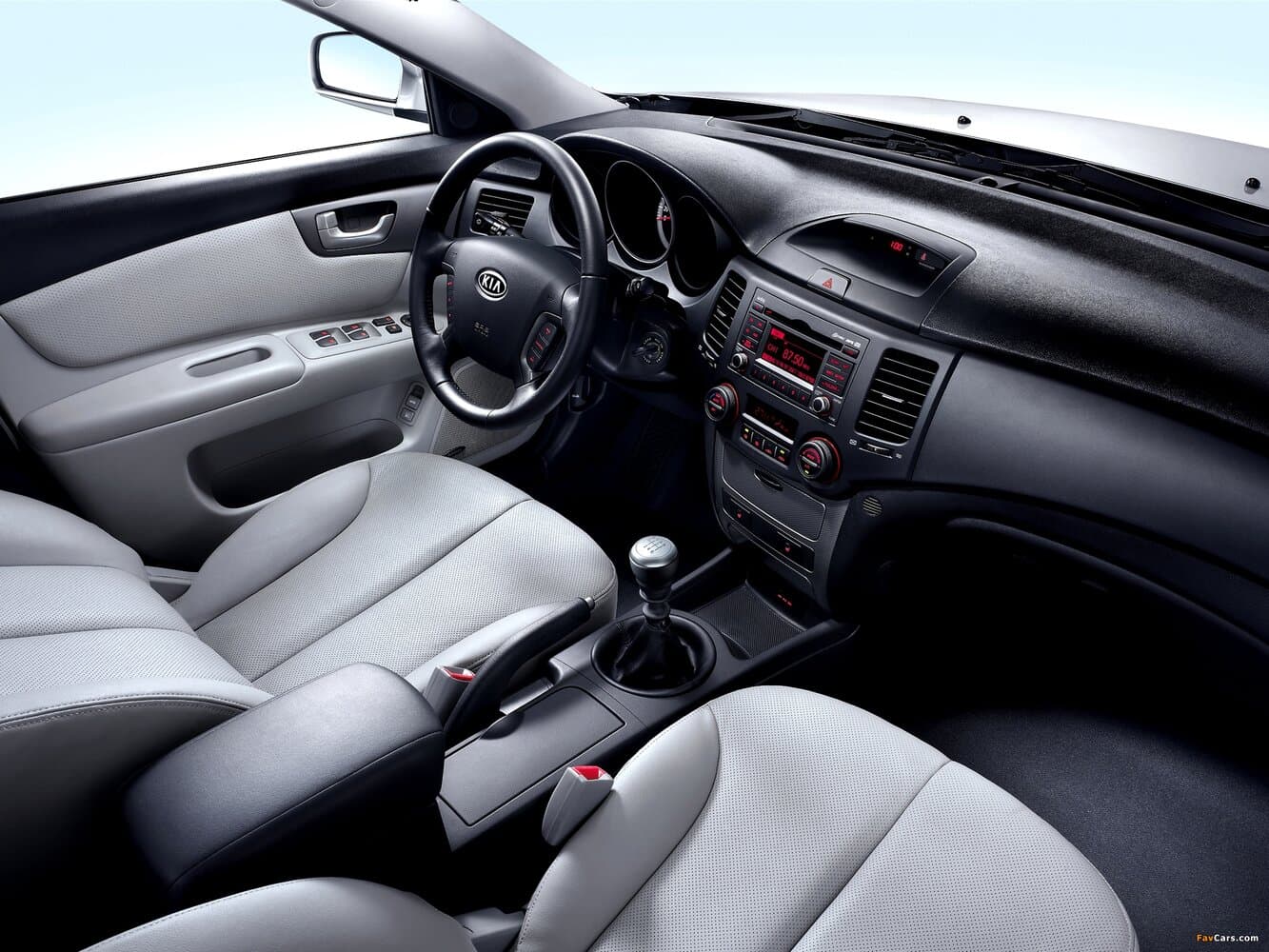 Kia Magentis II Рестайлинг Седан, фото 7