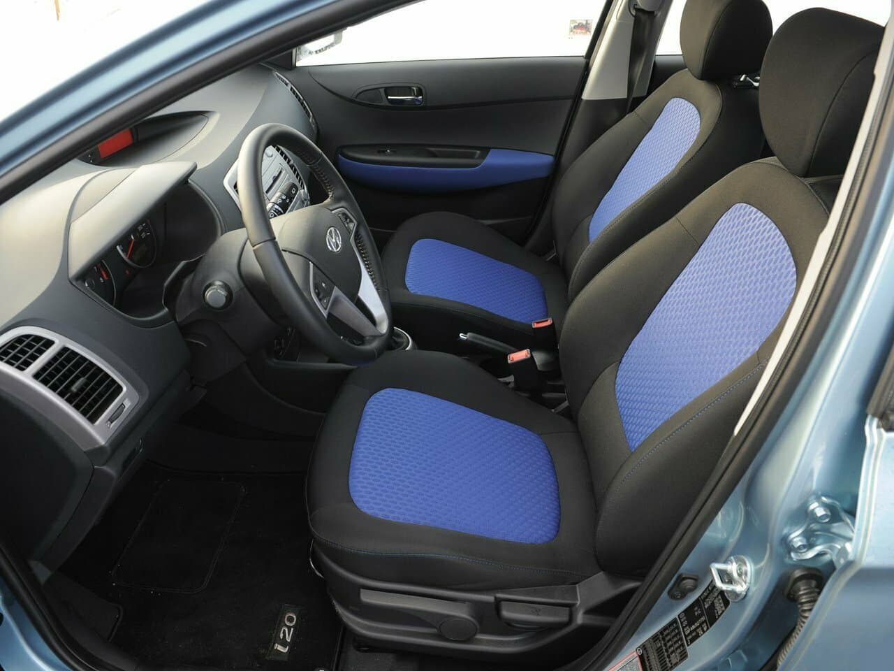 Hyundai i20 I Хэтчбек 5 дв., фото 11