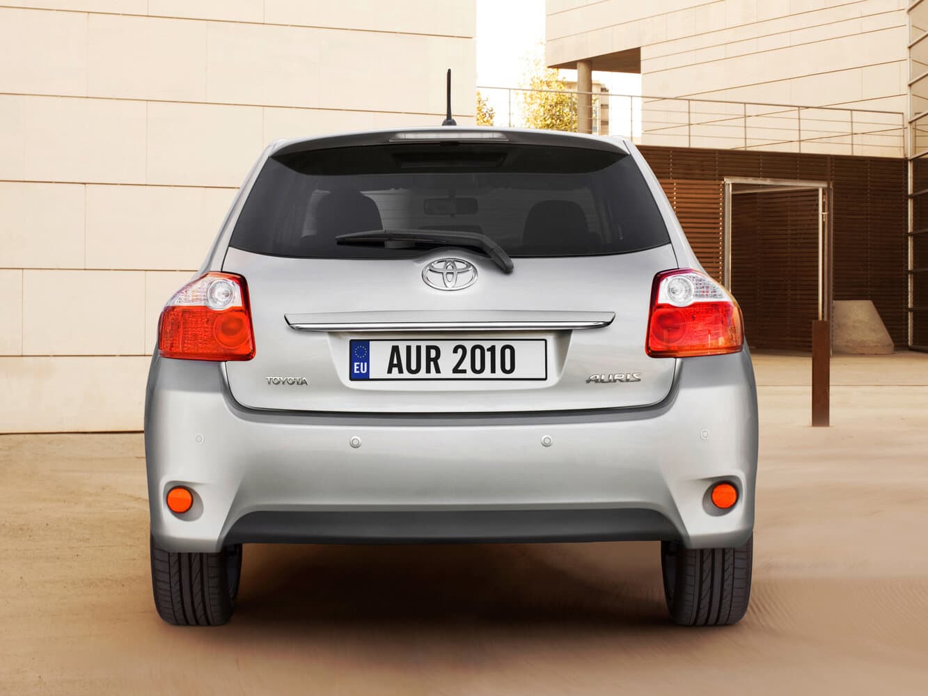 Toyota Auris I Рестайлинг Хэтчбек 5 дв., фото 4