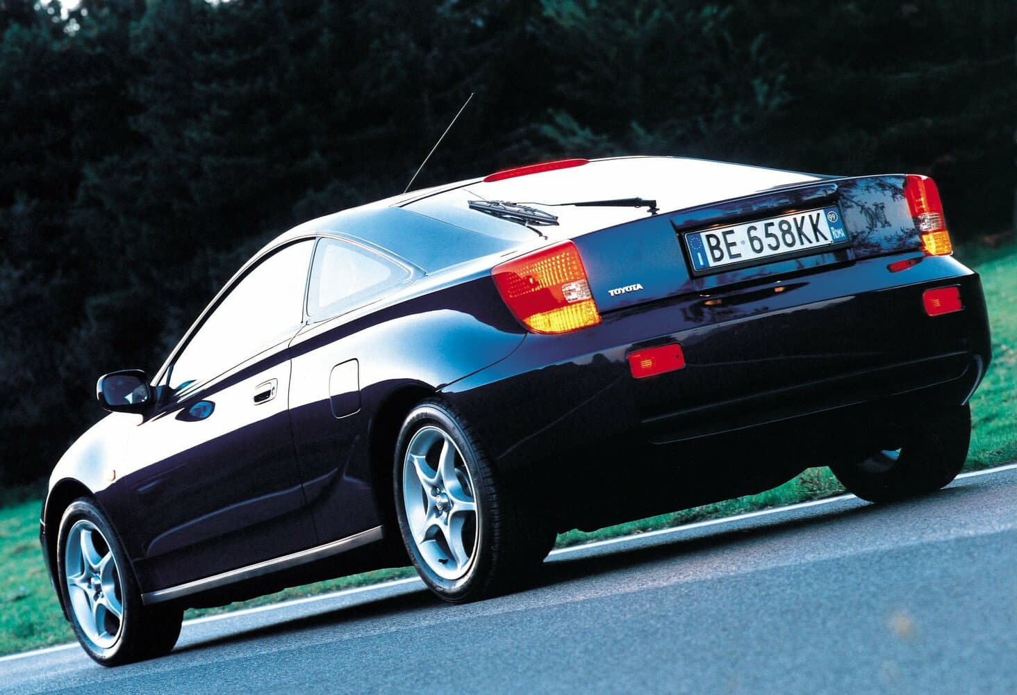 Toyota Celica VII (T230) Лифтбек, фото 4
