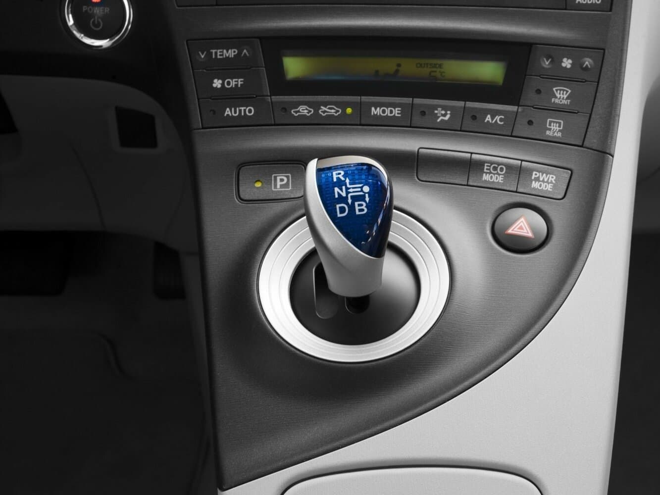 Toyota Prius III (XW30) Лифтбек, фото 11