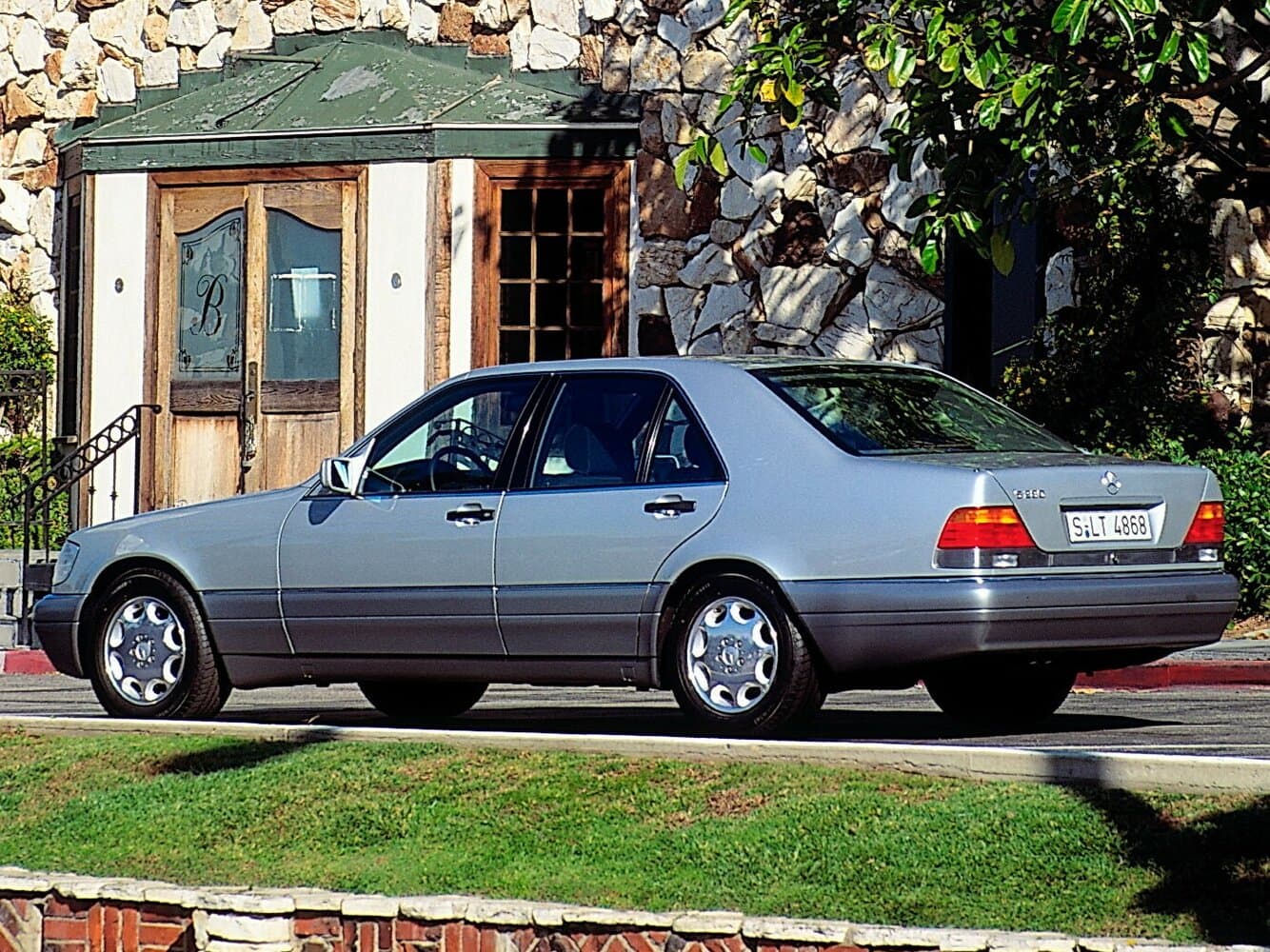 Mercedes-Benz S-Class III (W140) Рестайлинг Седан, фото 5