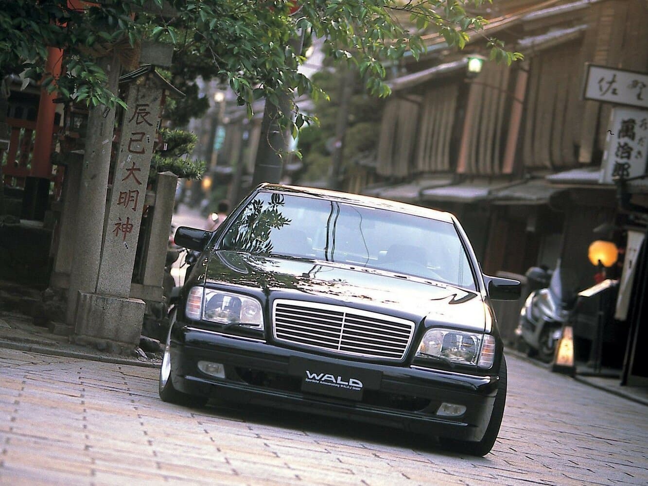 Mercedes-Benz S-Class III (W140) Рестайлинг Седан, фото 3