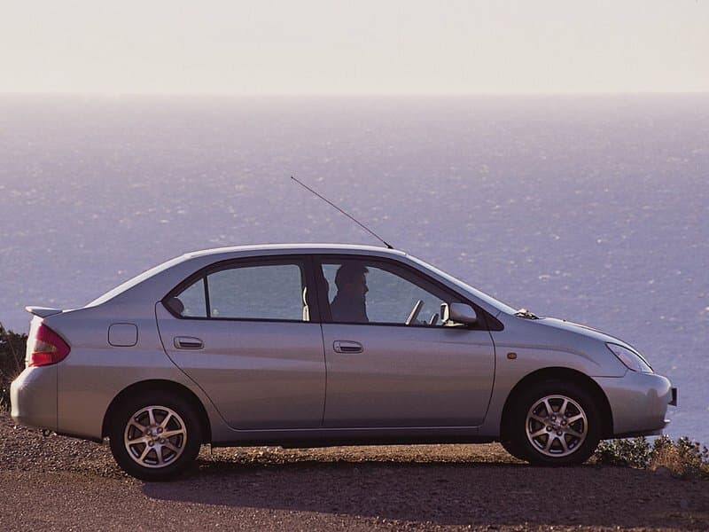 Toyota Prius I (XW10) Седан, фото 2