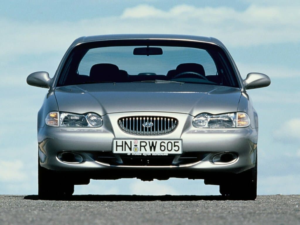 Hyundai Sonata III Рестайлинг Седан, фото 3