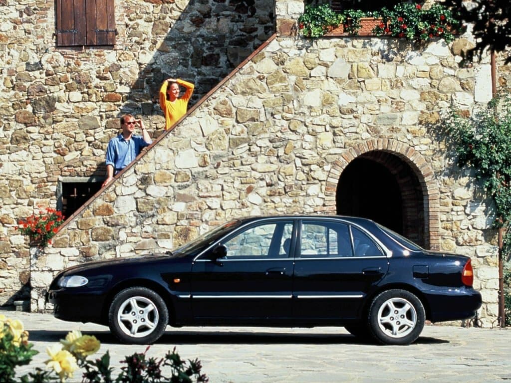 Hyundai Sonata III Рестайлинг Седан, фото 2